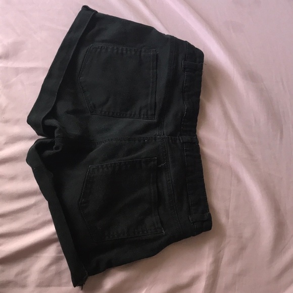 H&M - Picture 2 of 2